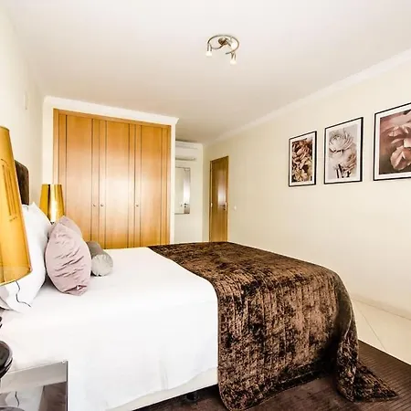 Beautiful 2 Bed With Pool Near Da Rocha Apartman Portimão