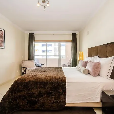 Beautiful 2 Bed With Pool Near Da Rocha * بورتيماو
