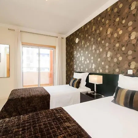 Apartman Beautiful 2 Bed With Pool Near Da Rocha Portimão